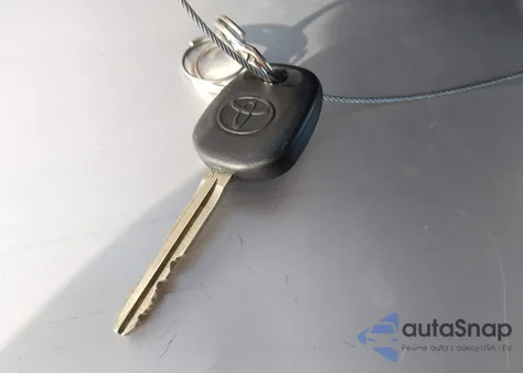 2014 Toyota Sienna Xle V6 8 Passenger z USA, uszkodzony, nr VIN 5TDYK3DC3ES446814